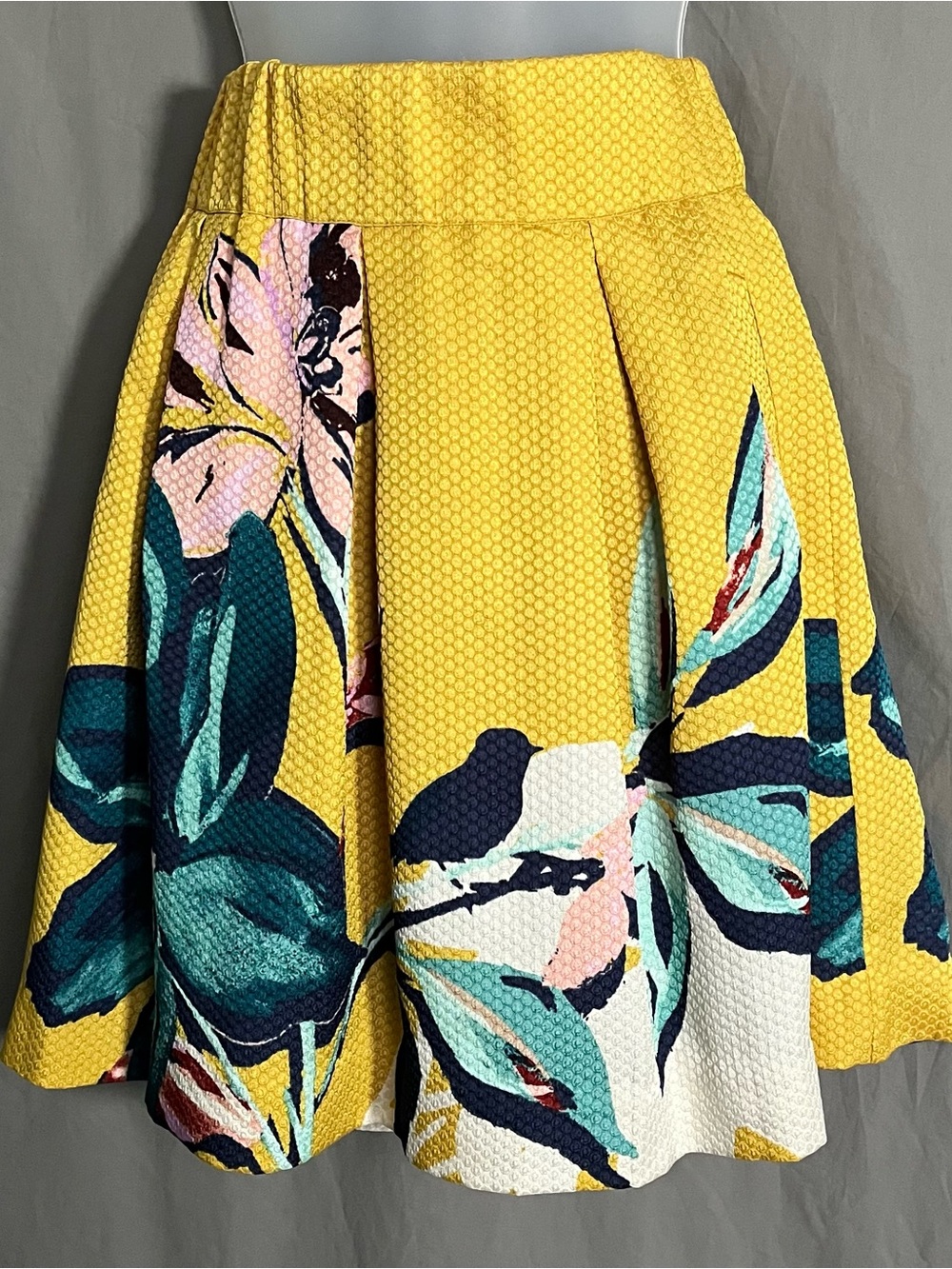 Anthropologie Maeve Botanical Pleated Skirt 6 Yellow Pockets Jacquard
